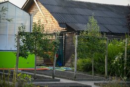 Schuur in brand op schoolterrein in Maartensdijk