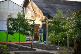 Schuur in brand op schoolterrein in Maartensdijk