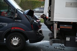 Kettingbotsing op A1 bij Eemnes, drie voertuigen op elkaar geknald