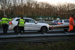 Kettingbotsing op A1 bij Eemnes, drie voertuigen op elkaar geknald