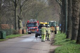Brandweer heeft handenvol aan vervuild wegdek in Eemnes