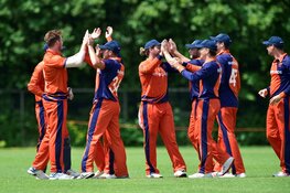 4 spelers van Voorburgse club V.C.C in oranje cricketteam