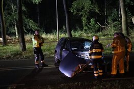 Frontale botsing, weg tussen Hilversum en Baarn afgesloten