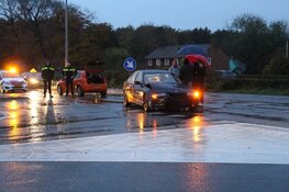 Twee auto&#39;s met elkaar in botsing in Eemnes