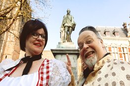 Salon van Weleer viert op Koningsdag première gameshow &#39;900 jaar jong&#39;