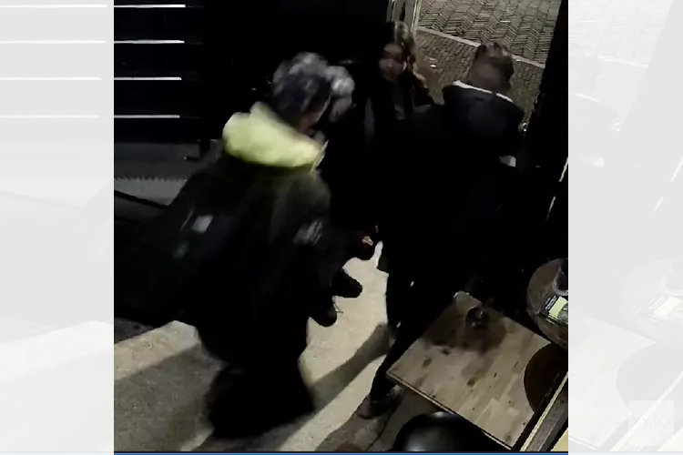 Gezocht: Diefstal schoudertas