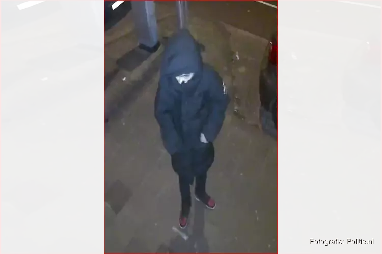Gezocht: Vuurwerk woning Willem van Noortstraat