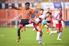 Twijfelachtige primeur in Tweede Divisie: Duel tussen Jong FC Volendam en IJsselmeervogels gestaakt