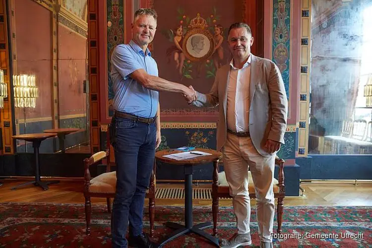Aanbesteding werk aan Kromme Nieuwegracht, Drift en Plompetorengracht