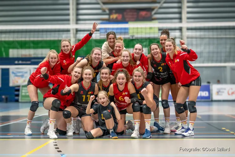 De Hollandse Pot Enzo VV Utrecht in de halve finale van de nationale beker