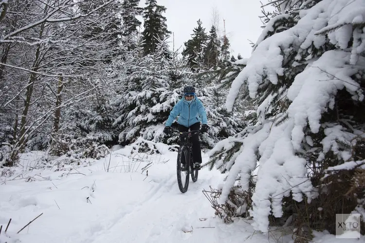Fietsen op een e-bike in de winter