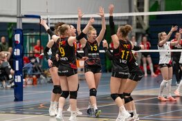 De Hollandse Pot Enzo VV Utrecht verplettert Apollo 8 in eerste halve finale playoffs!