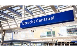 Even offline in hartje Utrecht:  Zilveren Kruis opent tijdelijke huiskamer op Utrecht Centraal