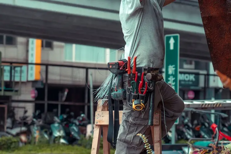 Hoe je medewerkers betrekt bij de veiligheidsladder zonder weerstand te creëren