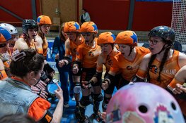 Team Nederland Roller Derby speelt laatste voorbereidende oefenwedstrijd voor WK in Utrecht