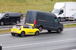 Vertraging en schade na aanrijding op A1