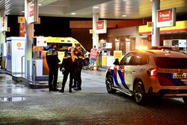 Tweede keer in maand tijd dat auto op rotonde belandt op N484