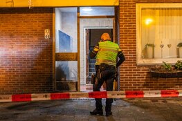 Brand na explosie bij portiekflat in Utrecht