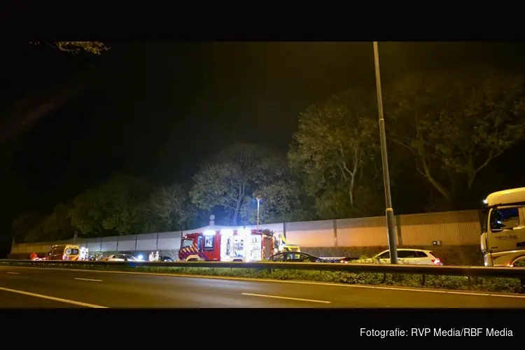 Ongeval met meerdere voertuigen op A27 bij Meerkerk