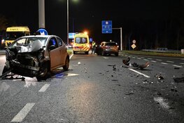 Flinke schade na ongeval tussen twee auto’s op N408