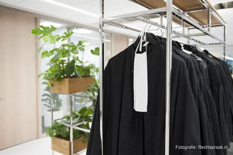 Tussenarrest in de zaak Sarah V.