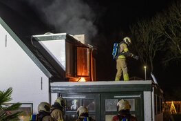 Brand op dak van woning in Woerden