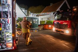 Brand op dak van woning in Woerden