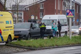 Botsing tussen taxibusje en personenauto op Stadsbaan Leidsche Rijn