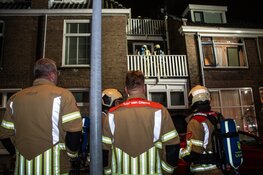 Brand op dak woning in Oudwijk, schade blijft beperkt