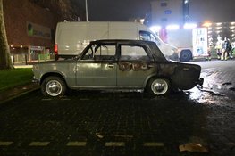 Auto door brand verwoest in Vianen