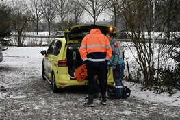 Taxi raakt te water op N234 bij Groenekan