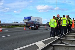 Motorrijder en passagier gewond na aanrijding op A27 bij Hagestein