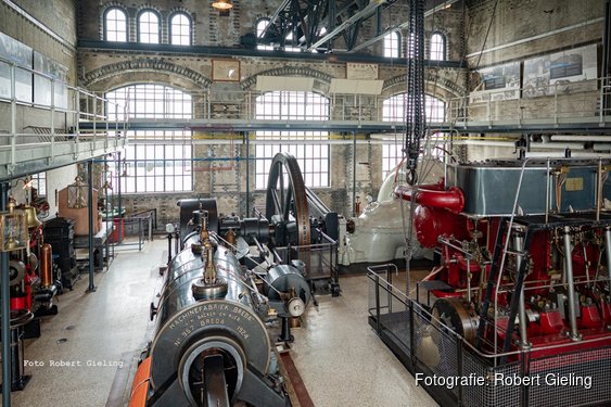 Stoomgemaal Vier Noorder Koggen onder stoom tijdens Molen- en Gemalendagen