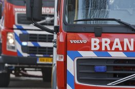 Autobedrijf volledig afgebrand in Bunnik