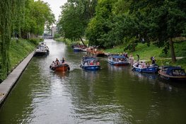 Uniek varend diner voor ruim 200 vrijwilligers markeert 40-jarig jubileum Vrijwilligerscentrale Utrecht