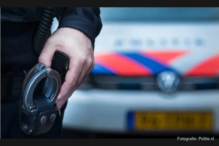 Twee aanhoudingen na politieactie in Bilthoven, flat tijdelijk ontruimd